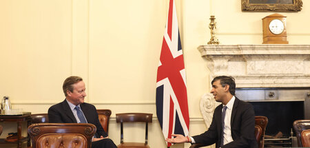 Letztes Aufgebot: Regierungschef Sunak beruft Vorgänger Cameron ...