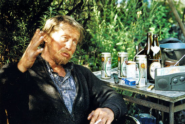 Micha, obdachlos, verstorben am Stadtrand von Rostock