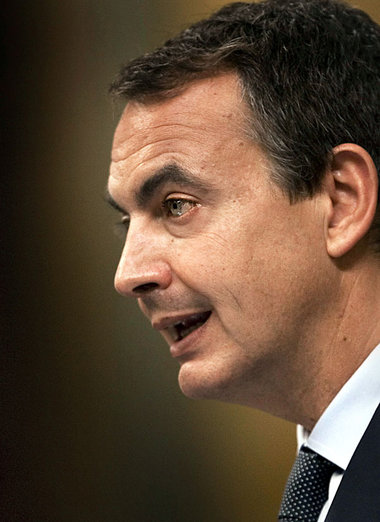 Zapatero setzt auf Angriff