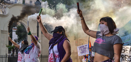 Ein Zeichen gegen Gewalt an Frauen (Buenos Aires, 25.11.2023)