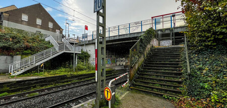 Marode Bahnhöfe sind nur ein Symptom der finanziellen Klammheit ... Marode Bahnhöfe sind nur ein Symptom der finanziellen Klammheit ...