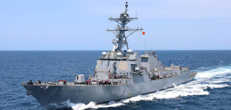 Israel stets zu Diensten: Der US-Zerstörer »USS Mason« am 17. Ju...
