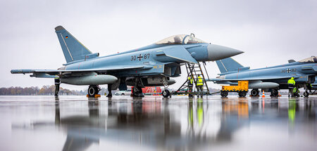 Das erste Mal auf einen zivilen Flughafen verlegt: »Eurofighter«... Das erste Mal auf einen zivilen Flughafen verlegt: »Eurofighter«...