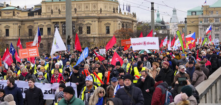 »Schlag ins Gesicht der arbeitenden Bevölkerung« (Prager Innenst...