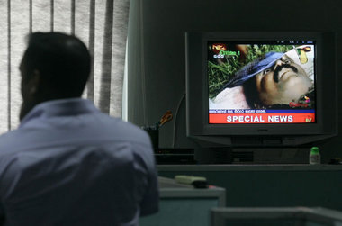 Das srilankische Fernsehen zeigte am Dienstag Bilder von der Lei...