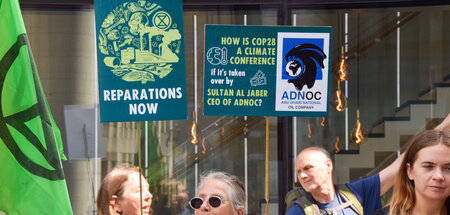 »Das Geld reicht bei weitem nicht«: Demonstranten fordern mehr M...