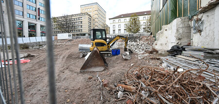 Das Benko-Imperium liegt am Boden: Stillgelegt Signa-Baustelle i... Das Benko-Imperium liegt am Boden: Stillgelegt Signa-Baustelle i...