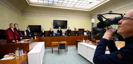 Staatsanwälte und Richter am Mittwoch vor Prozessbeginn im Berli...