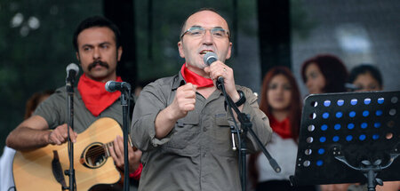 Grup Yorum auf einem Festival in Gladbeck (18.6.2016) Grup Yorum auf einem Festival in Gladbeck (18.6.2016)