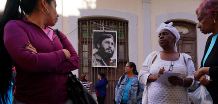 Seit der Revolution hält Kuba den Aggressionen und dem Boykott d...