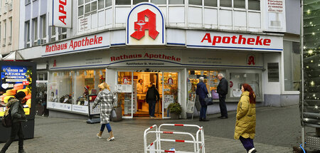 Schließt noch vor Weihnachten: Traditionsreiche Rathaus-Apotheke...