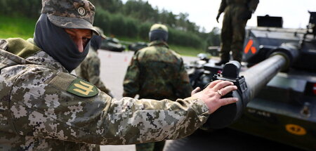 Ausbildung ukrainischer Panzersoldaten im sachsen-anhaltischen K...