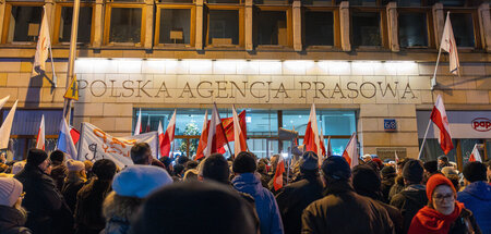 Proteste vor der polnischen Presseagentur am Dienstag