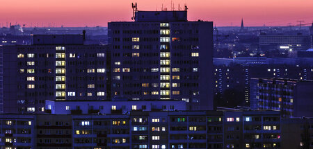 Teure Bleiben, selbst in Wohnsilos am Stadtrand (Berlin-Marzahn,... Teure Bleiben, selbst in Wohnsilos am Stadtrand (Berlin-Marzahn,...