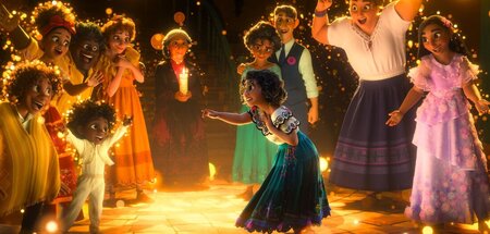 Mirabel Madrigal im Kreise ihrer zauberhaften Familie: »Encanto«