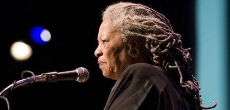 Die Nichtigkeit rassifizierter Zuordnungen: Toni Morrison