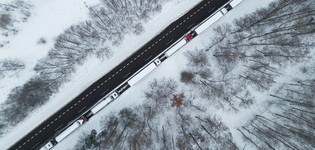 Gegen Preisdrückerei: Lkw stehen still wegen Blockade an Grenze ...