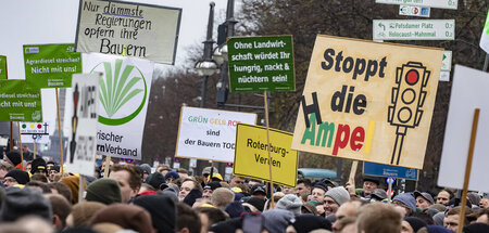 Treibt Bauern vom Feld auf die Straße: Die Steuerpolitik der Reg...