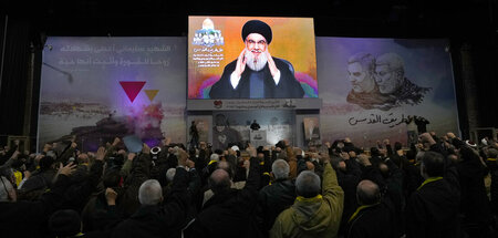 Populär: Der kriegserfahrene Hisbollah-Vorsitzende Nasrallah in ...
