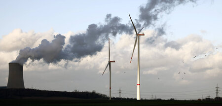 Der in Deutschland erzeugte Strom ist für Unternehmen dreimal so... Der in Deutschland erzeugte Strom ist für Unternehmen dreimal so...
