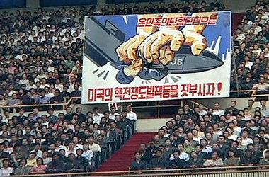 Pjöngjang am Dienstag: Zuschauer bei einer Feier aus Anlaß des z...