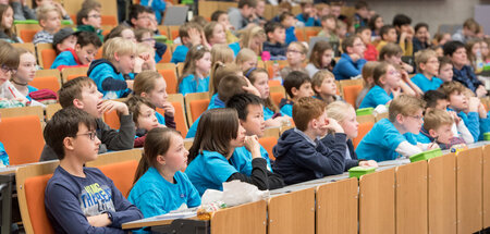 Ein angemessenes Bild von Wissenschaft in den Köpfen etablieren