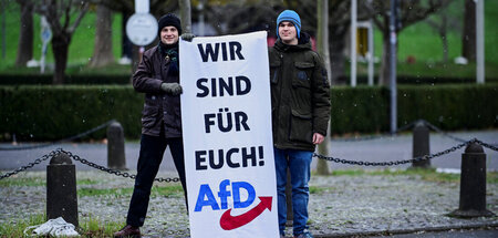 Mogelpackung. Die AfD gibt vor, die Interessen der kleinen Leute...