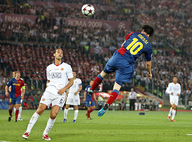 Messi, 70., mit dem Ohr Messi, 70., mit dem Ohr