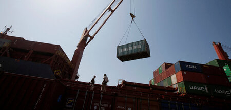 Der Containertransport liegt derzeit »fast 70 Prozent unter dem ...