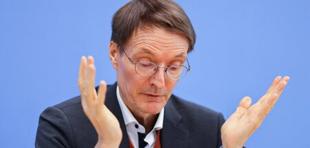 Ist drauf und dran, die eierlegende Wollmilchsau zu erfinden: Mi... Ist drauf und dran, die eierlegende Wollmilchsau zu erfinden: Mi...