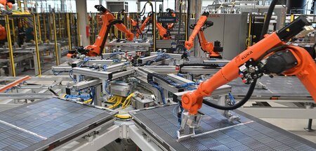 Konkurrenzprodukte kosten die Hälfte: Solarmodulproduktion in Fr...