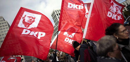 Die DKP auf einer Demonstration für Heizung, Brot und Frieden (B... Die DKP auf einer Demonstration für Heizung, Brot und Frieden (B...