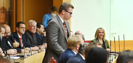 Die Staatsanwaltschaft wirft Daniel Halemba (M.) neben Volksverh... Die Staatsanwaltschaft wirft Daniel Halemba (M.) neben Volksverh...