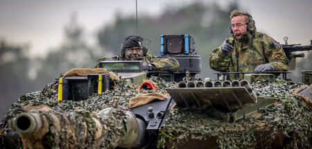 Da wäre einer gerne Panzerkommandant: Verteidigungsminister Pist...