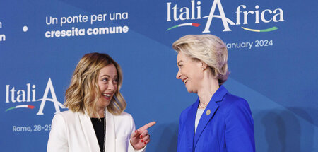 Verstehen sich prächtig: Italiens ultrarechte Ministerpräsidenti...