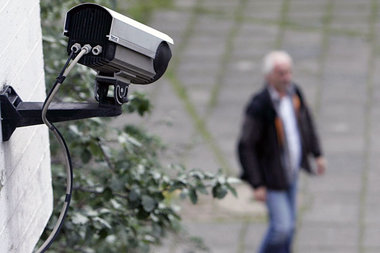 Erwerbslose im Visier: Bundesagentur schickt Schnüffler in die S... Erwerbslose im Visier: Bundesagentur schickt Schnüffler in die S...