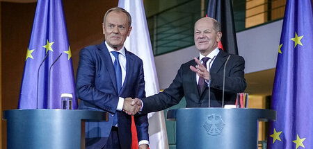 Donald Tusk (l.) und Olaf Scholz am Montag in Berlin