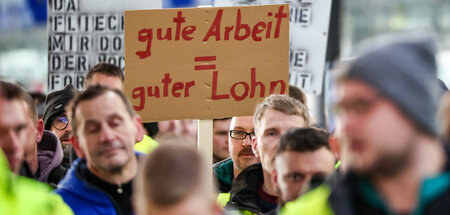 Bislang geht die Rechnung nicht auf: Beschäftigte haben mehr als...