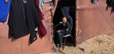 Scheinbare Sicherheit: Vertriebene Palästinenser am Mittwoch in ...