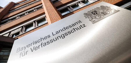 Ein Anruf genügt: Sitz des Inlandsgeheimdienstes in München (9.1...