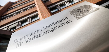 Ein Anruf genügt: Sitz des Inlandsgeheimdienstes in München (9.1... Ein Anruf genügt: Sitz des Inlandsgeheimdienstes in München (9.1...
