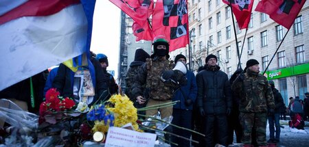 Ukrainische Faschisten der 1990 gegründeten UNA-UNSO in Kiew (29...