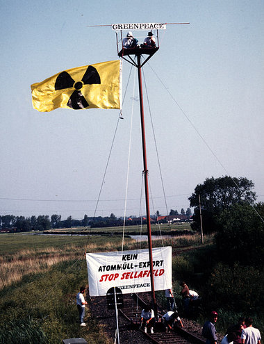 Während Proteste gegen die Atomindustrie anhalten, setzen die G-...