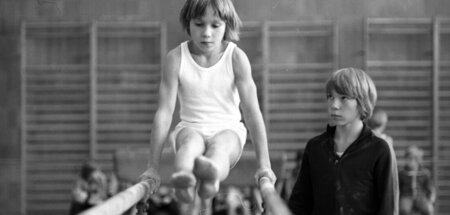 Schulsport in einer Polytechnischen Oberschule 1972 in Karl-Marx... Schulsport in einer Polytechnischen Oberschule 1972 in Karl-Marx...