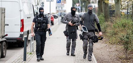 Spezialisten des Kriminaltechnischen Instituts beim Landeskrimin...