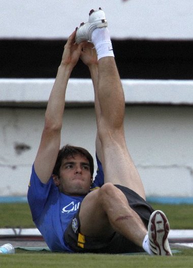 Recken, strecken, Realist werden: Kaka Recken, strecken, Realist werden: Kaka