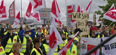 »Es geht um rechtsverbindliche Tariferhöhungen«: Verdi-Protest i...