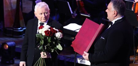 Applaudieren sich gern gegenseitig: PiS-Chef Jarosław Kaczyński ...