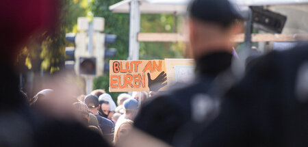 Demonstration in Herford, nachdem Polizisten 34 Schüsse auf eine...