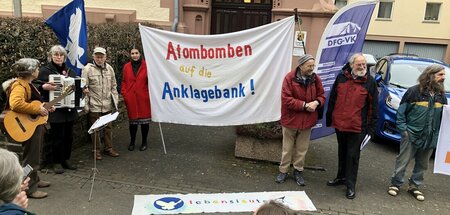 Mahnwache vor dem Amtsgericht in Cochem (4.3.2024)